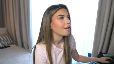 Ivy online show from April 5, 3:09 pm