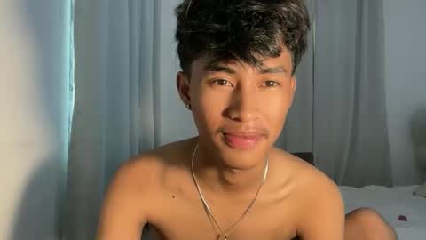 ur_fuckerbttm online show from February 8, 6:50 am