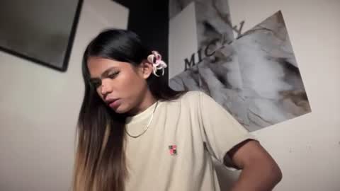 ur_new_obsession online show from February 21, 5:38 pm