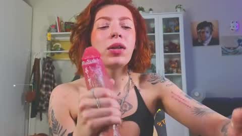 Olivia Kaufman online show from June 5, 4:01 pm