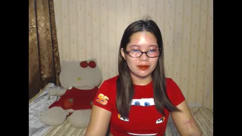 ur_prettychelsie18 online show from May 25, 7:20 pm