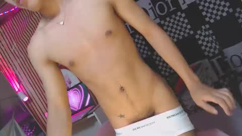 ur_shan21 online show from March 7, 6:30 pm