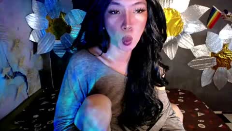 yana online show from July 30, 9:21 am