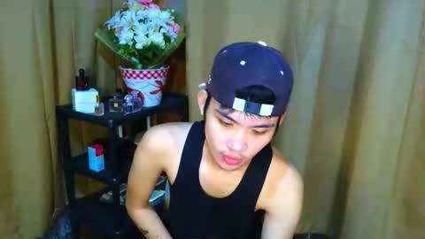 urasiancumboix2 online show from December 1, 11:30 am