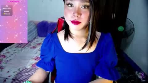 Snapshot of urasiansweet_cummer chatting on September 26, 3:47 am KENDRA online show from September 26, 3:47 am