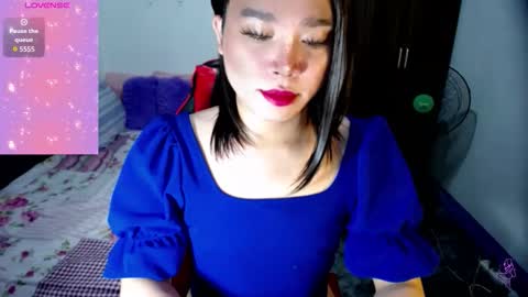 Snapshot of urasiansweet_cummer chatting on September 23, 3:33 am KENDRA online show from September 23, 3:33 am
