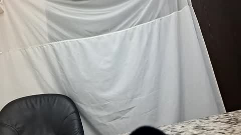 urbigddaddy367259 online show from March 31, 7:09 am