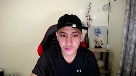 Dannie online show from October 21, 4:43 pm