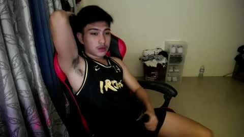 Dannie online show from December 5, 3:21 pm