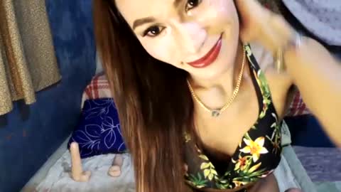 Hot Angel online show from July 14, 11:59 am