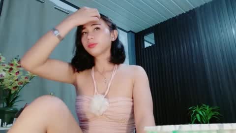 urfave_bbgirl online show from February 18, 11:21 am