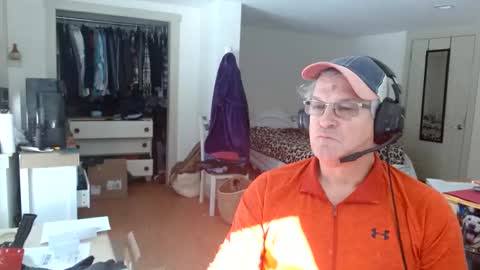 Gregor online show from February 18, 4:47 pm