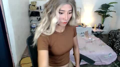 Snapshot of urhotblack_pinay chatting on October 17, 12:09 pm urhotblack_pinay online show from October 17, 12:09 pm
