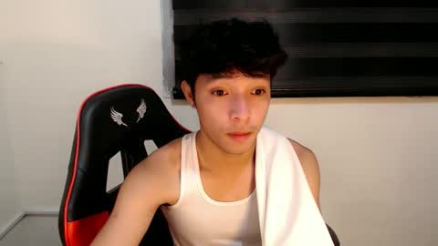 Ethan online show from June 7, 4:23 pm