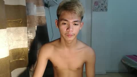 simeon ulok online show from October 25, 6:08 pm