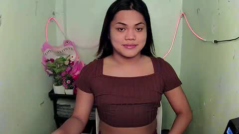 urhottie_bella online show from September 30, 10:26 am