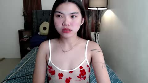 urhottie_melodie online show from January 12, 1:45 am