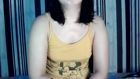 urlovely_petite07xx online show from November 16, 9:28 pm