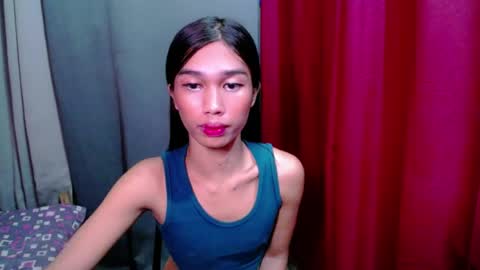 urloverjasmine_xx online show from July 17, 6:10 pm