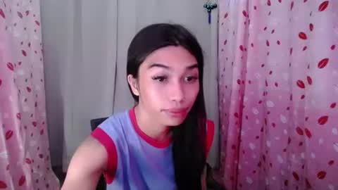 urloverjasmine_xx online show from April 8, 1:08 am