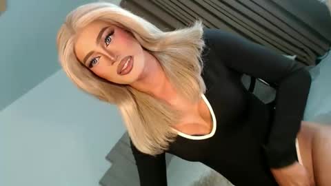 cecilia online show from March 31, 3:45 pm