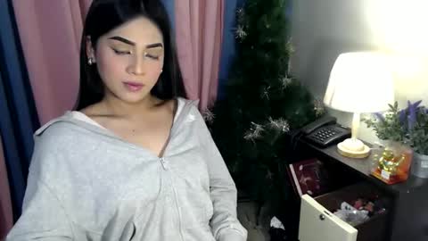 JUST CALL ME CALI online show from October 24, 4:46 am