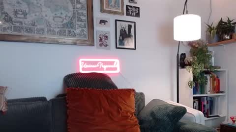 Ursinae online show from February 17, 12:21 am