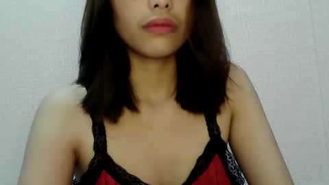 Snapshot of urskinny_girl chatting on October 21, 8:45 pm Jane online show from October 21, 8:45 pm