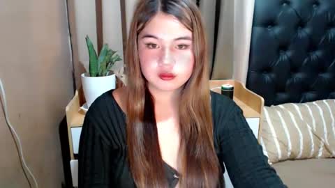          online show from February 1, 2:02 pm