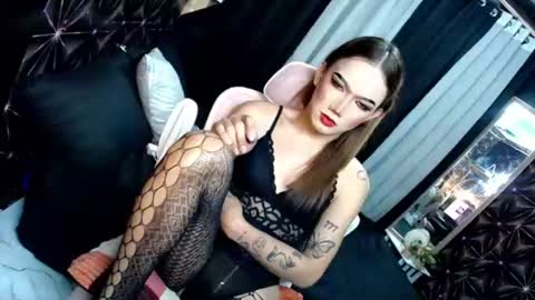 urts_hugecock online show from July 23, 3:31 pm