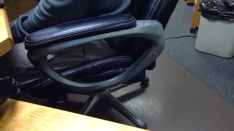 useemie online show from February 13, 11:47 pm