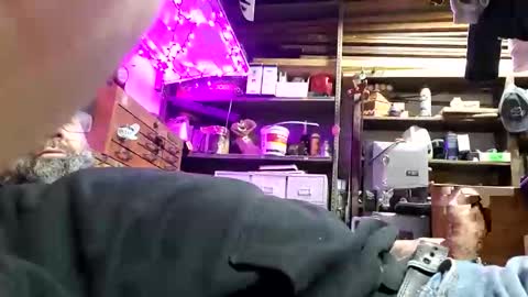 uwannnas online show from February 9, 4:21 pm