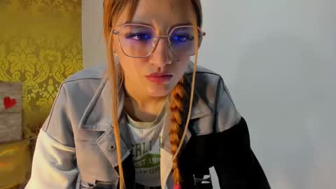 vaaiolett_12 online show from February 21, 12:50 pm