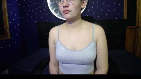 Vainilla online show from December 15, 2:29 am