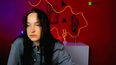 vaiolet_lovely online show from April 15, 6:28 am