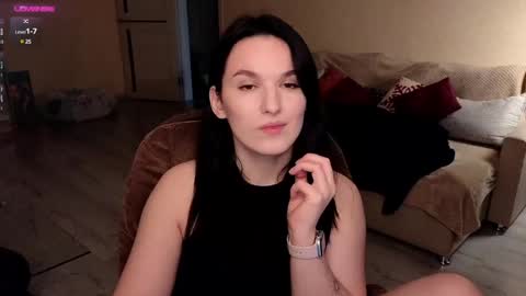 Snapshot of val_manson chatting on January 15, 7:37 am Val online show from January 15, 7:37 am