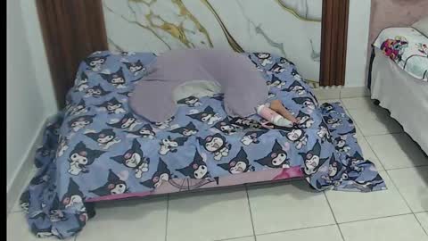 valen_ross7 online show from March 3, 6:59 pm