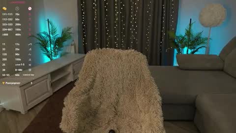 Snapshot of valenciaq chatting on October 6, 8:15 pm Valencia online show from October 6, 8:15 pm