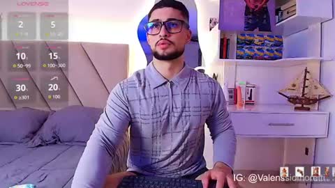 valenssio_moretti online show from June 30, 2:00 am
