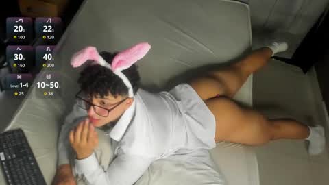 Valentin0 online show from November 14, 8:33 pm