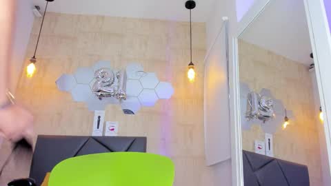 Velentina  online show from October 23, 5:14 pm