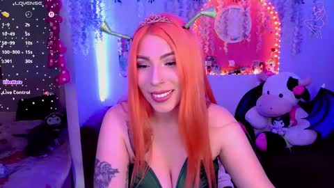 Snapshot of valentinamiller_ chatting on October 6, 6:48 pm Valentina 3 online show from October 6, 6:48 pm