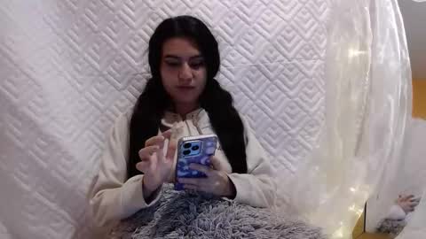 valentinasmith18 online show from January 13, 4:31 am