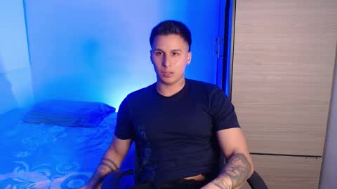 VALENTINO online show from January 18, 10:19 pm