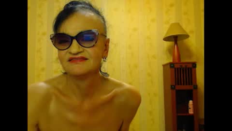 valentijm online show from February 18, 8:03 pm