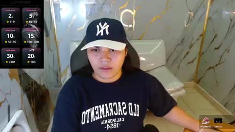 valeri_harpers4 online show from April 13, 7:23 am