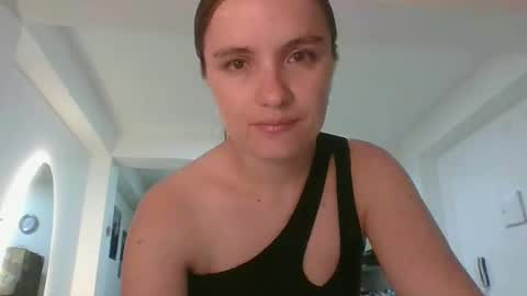 valeriafrannco online show from November 20, 1:04 am