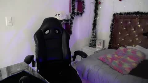 VALERIA online show from December 4, 7:24 pm