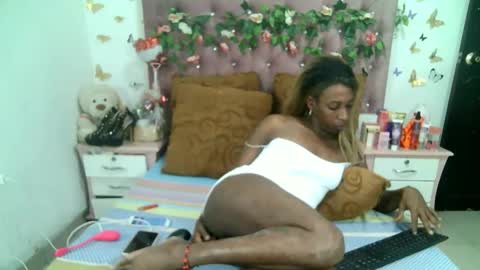 La valerie26 online show from November 21, 4:05 pm