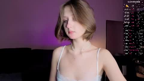 Kristi moony online show from November 5, 9:39 pm